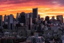 色和尚成人网视频-探索网络世界的边界，色和尚成人网视频的警示
